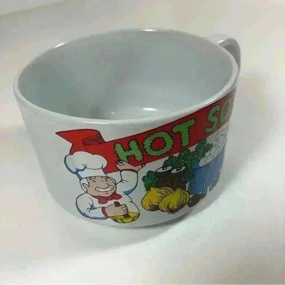 Vintage 70s anthropomorphic  soup mug, made in Japan - Picture 3 of 6